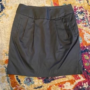 Banana Republic Grey skirt SZ 0
